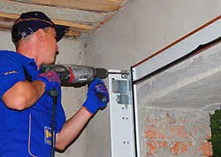 Trust Garage Door West Chester, PA 610-492-7341 Trust Garage Door West Chester, PA 610-492-7341 - repair-side